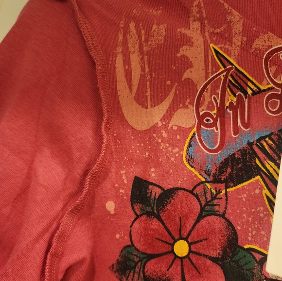 NWT Urban Oufitters Edhardy Inspired Long Sleeve Tee Pink lg - Picture 3 of 4